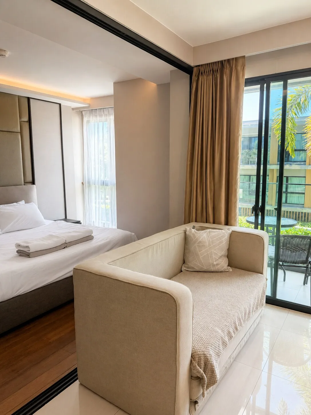 Deluxe Pool View 40 м² — апартаменты 7105 в Mida Grande Resort Phuket