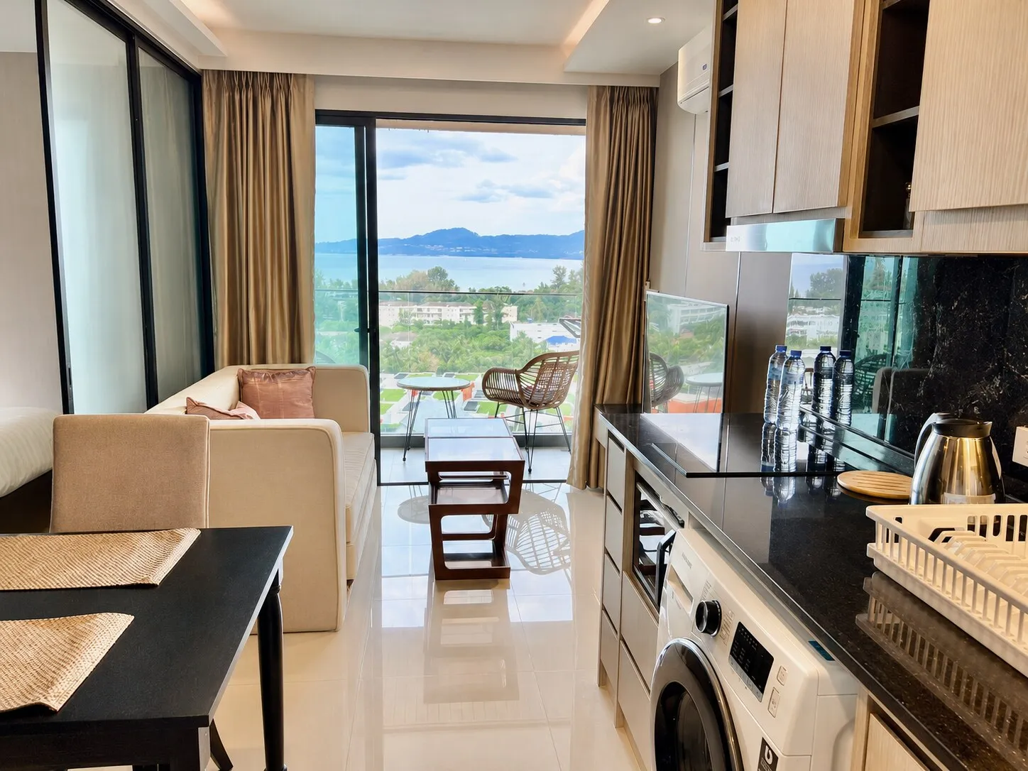 Deluxe Ocean View 40 м²